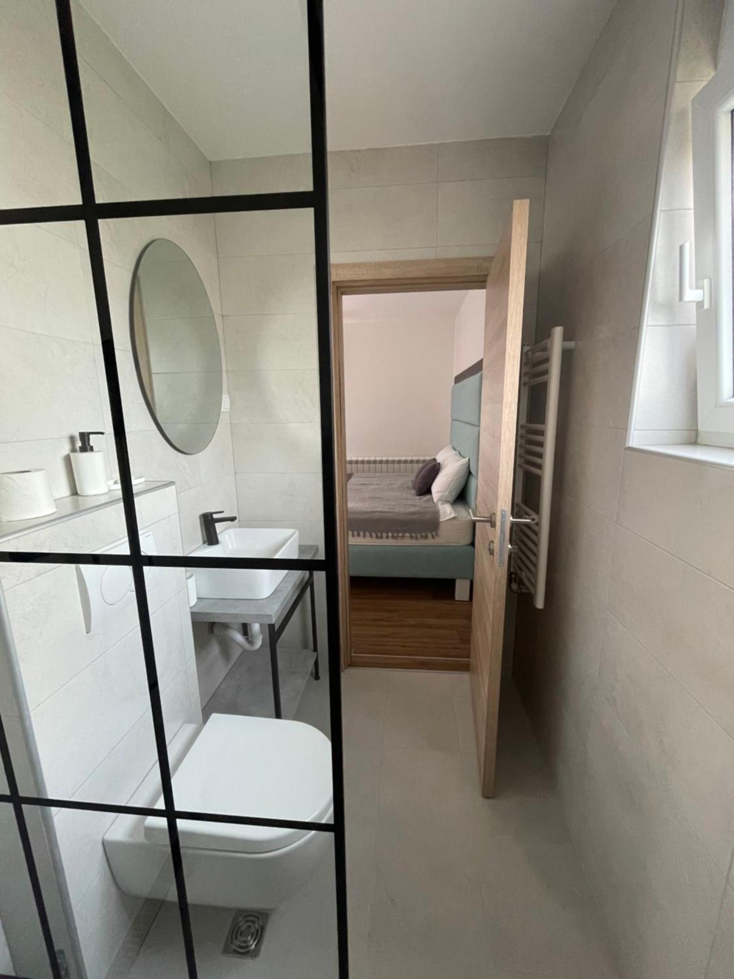 Deluxe Apartment Magnolia 2 Belgrado Esterno foto